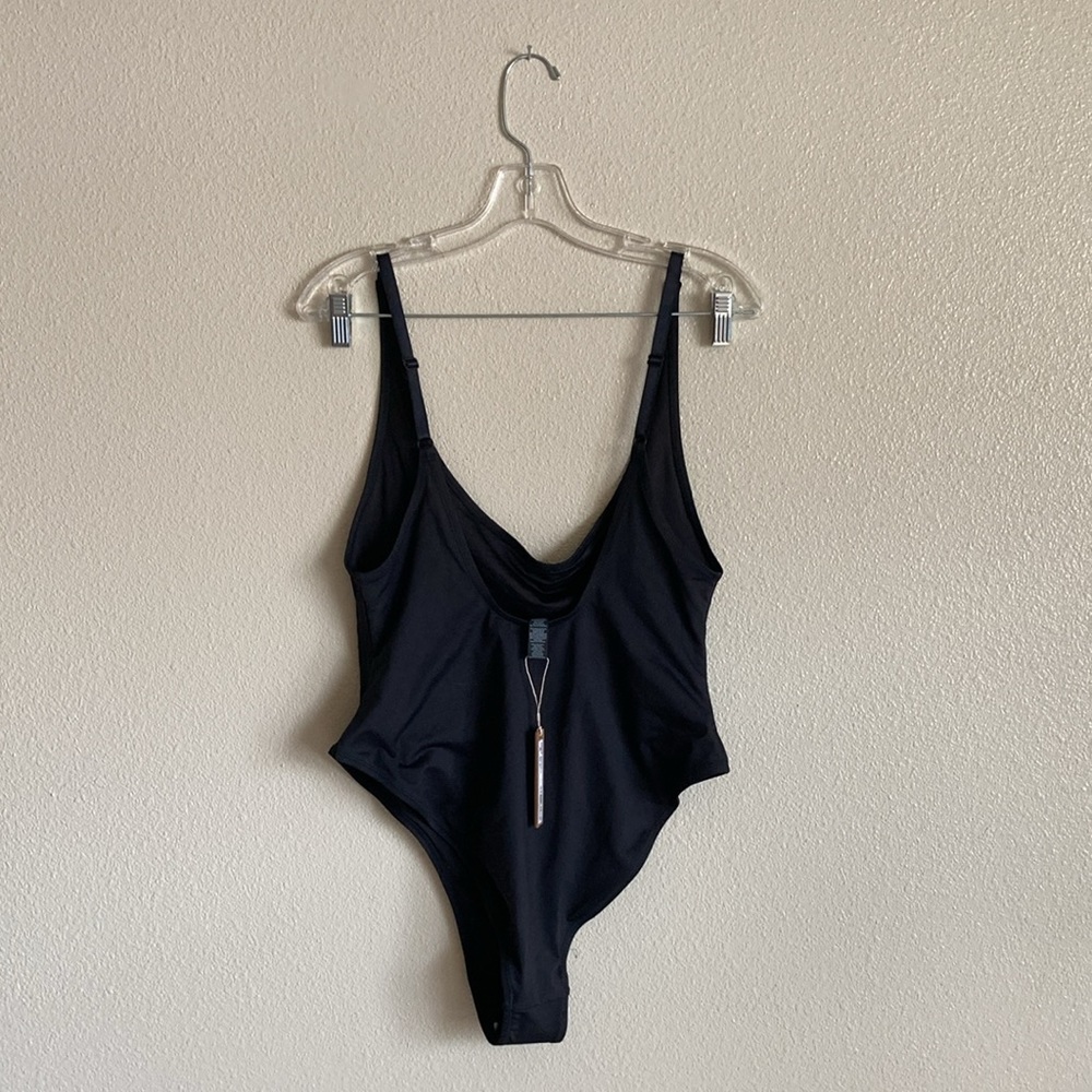 SKIMS Signature Swim Scoop Neck One Piece in Onyx (Size 2X) - Picture 9 of 12